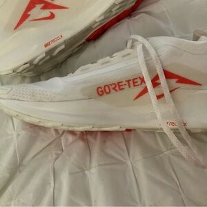 Nike GORE-TEX White and Red Athletic Shoes
